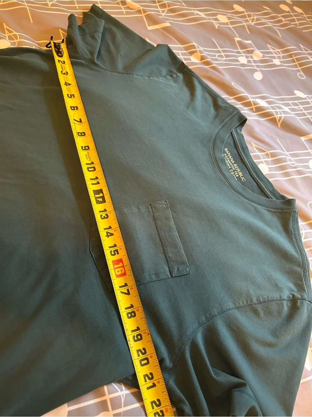 Banana Republic Dark Green-Blue Pocket Crew T-Shirt